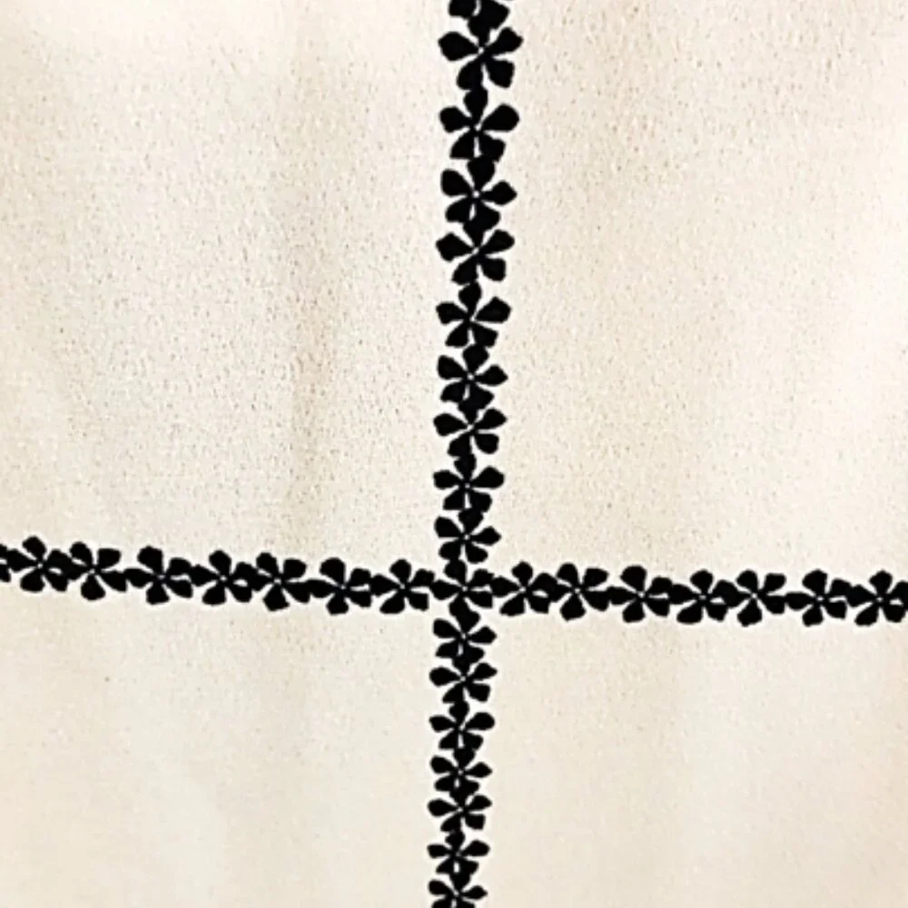 Van Heusen Women's Short Sleeve Plaid Blouse, Ivory, Medium - Picture 3 of 9